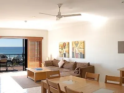 **** Resort Hotel Magic Mountain Gold Coast Australia