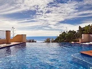 Hotel Magic Mountain Gold Coast 4*,